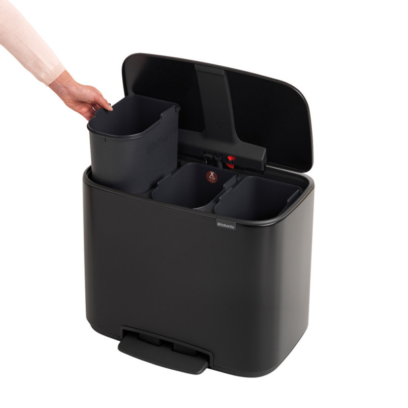 Кош за боклук Brabantia Bo Pedal 1000224, 3x11 л, Плавно затваряне, Противоплъзгаща основа, Черен мат