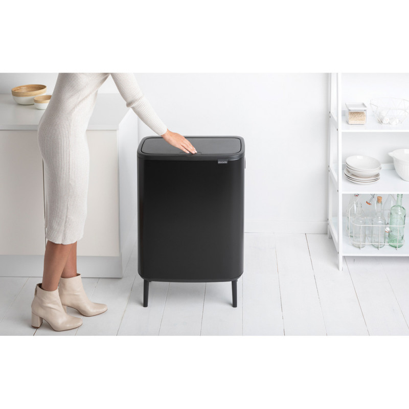 Кош за боклук Brabantia Bo Touch Hi 1001260, 60 л, Повдигнат, Плавно и безшумно отваряне, Черен мат