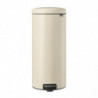 Кош за боклук с педал Brabantia NewIcon 1005539, 30 л, Леко затваряне, Противоплъзгаща основа, Бежов