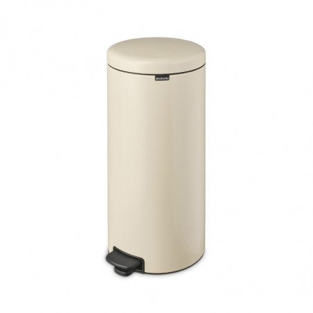 Кош за боклук с педал Brabantia NewIcon 1005539, 30 л, Леко затваряне, Противоплъзгаща основа, Бежов