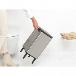 Кош за боклук Brabantia Bo Small Hi 1006650, 12 л, Плавно и безшумно отваряне, Противоплъзгаща основа, Устойчив на пръстови отпечатъци, Инокс
