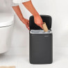 Кош за боклук Brabantia Bo Small 1006622, 4 л, Плавно и безшумно отваряне, Противоплъзгаща основа, Черен