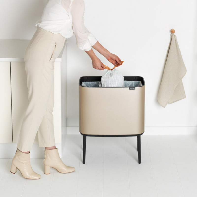 Кош за боклук Brabantia Bo Touch 1003216, 3x11 л, Плавно и безшумно отваряне, Голям отвор, Златен металик