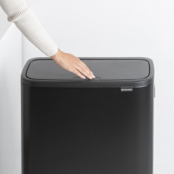 Кош за боклук Brabantia Bo Touch Hi 1001260, 60 л, Повдигнат, Плавно и безшумно отваряне, Черен мат