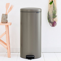 Кош за боклук с педал Brabantia NewIcon 649057, 30 л, Плавно затваряне, Противоплъзгаща основа, Сив