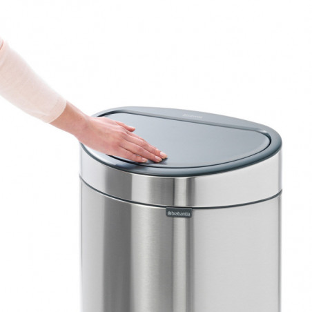 Кош за боклук Brabantia Touch Bin New 650531, 40 л, Безшумно и плавно затваряне, Плосък гръб, Брилянтен инокс