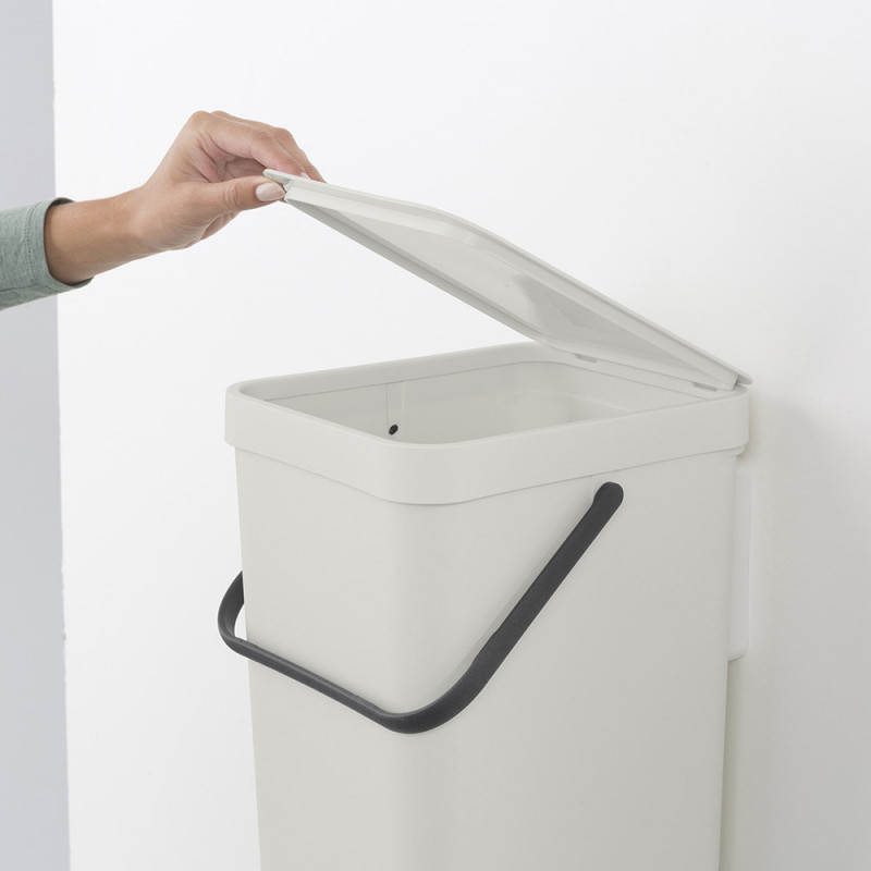 Кош за разделно събиране на боклук Brabantia Sort&Go 1005516, 16 л, Дръжка, Възможност за стенен монтаж, Светлосив