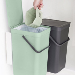 Кош за разделно събиране на боклук Brabantia Sort&Go 1005518, 2x16 л, Монтаж върху врата на кухненски шкаф, Сив/зелен