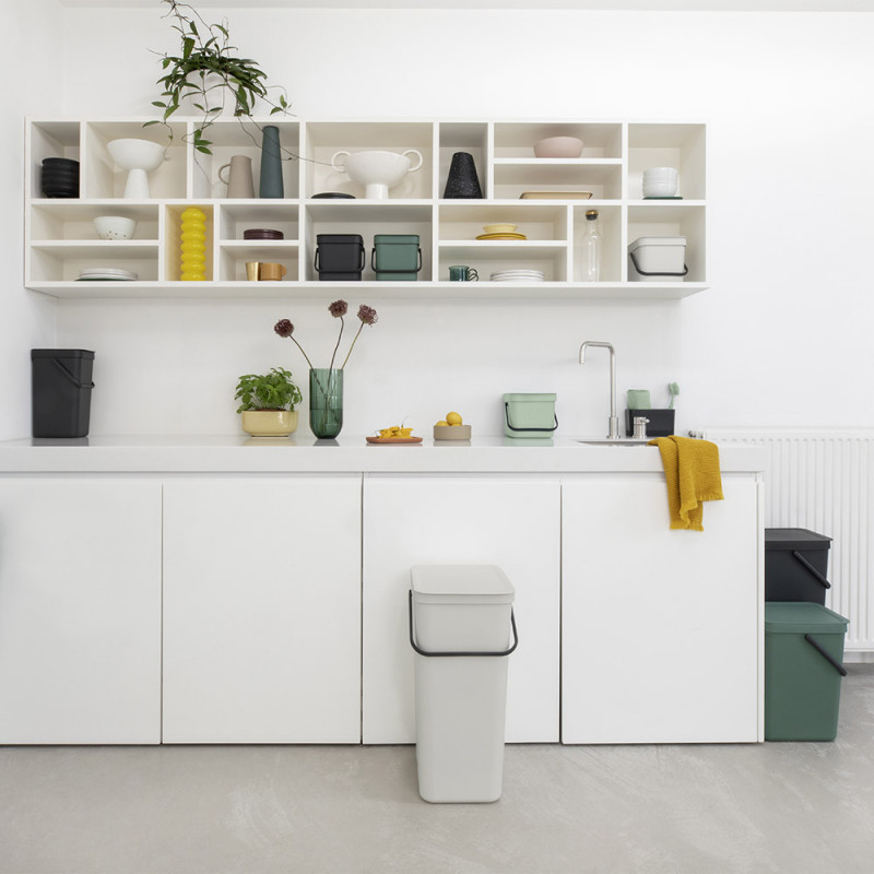 Кош за разделно събиране на боклук Brabantia Sort&Go 1005520, 3 л, Дръжка, Възможност за стенен монтаж, Светлозелен