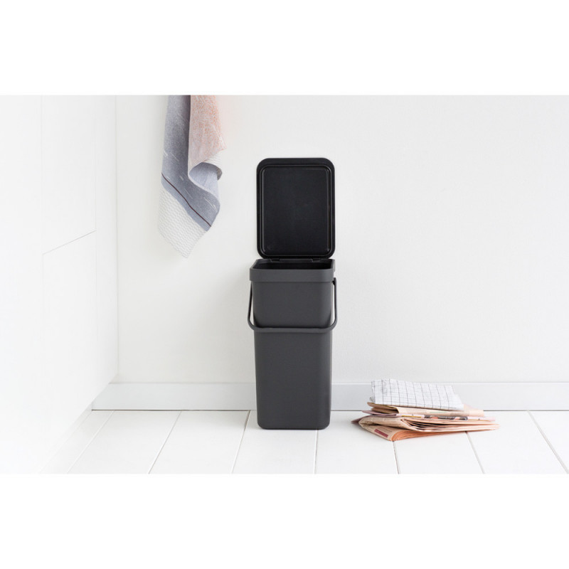 Кош за разделно събиране на боклук Brabantia Sort&Go 648978, 16 л, Дръжка, Възможност за стенен монтаж, Тъмносив