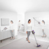 Вертикална прахосмукачка Dyson V8 Advanced 492636-01, 130AW, 540мл, 110000 rpm/min, Автономност до 40 мин, HEPA, Сребрист/Никел