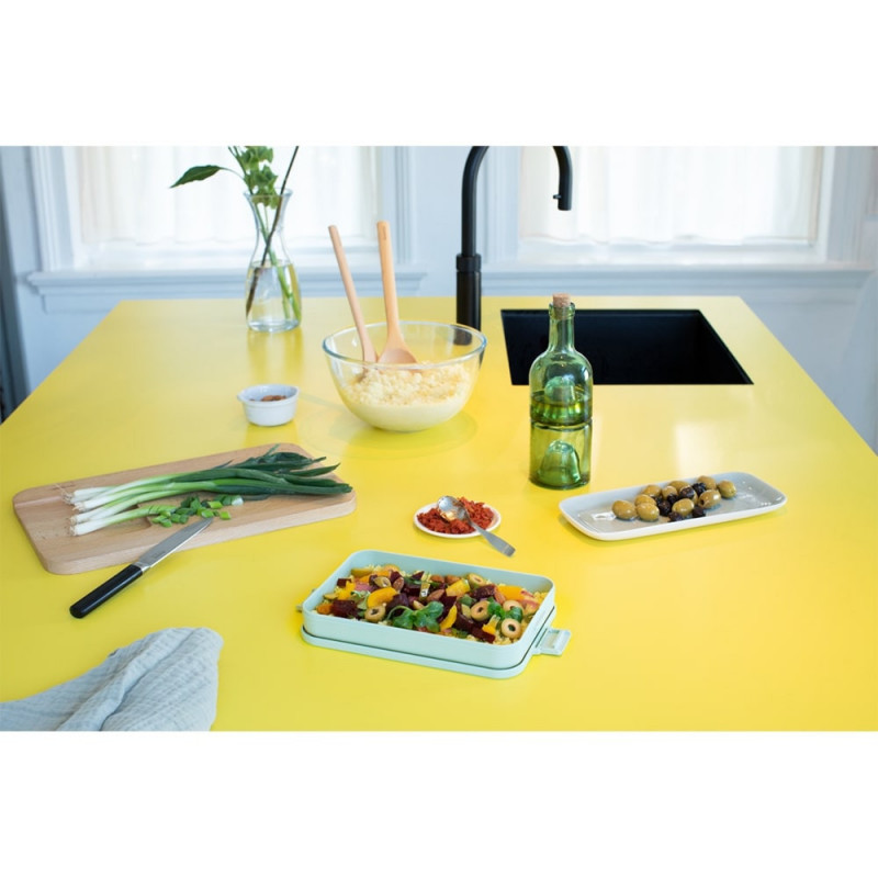 Кутия за храна Brabantia Make&Take 1006285, 1.1 л, До 2 сандвича, Без BPA, Плоска, Зелен