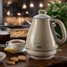 Електрическа кана VINTAGE 2869/03, 2000W, 1.7 л, Подвижен филтър, Прозорец за водата, 360C безжична основа, Бежов