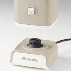 Уред за разпенване на мляко Ariete VINTAGE 2878/03, 500W, 0.25 л, Топла и студена пяна, Бежов