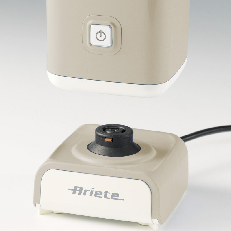 Уред за разпенване на мляко Ariete VINTAGE 2878/03, 500W, 0.25 л, Топла и студена пяна, Бежов