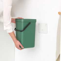 Кош за разделно събиране на боклук Brabantia Sort&Go 1003234, 12 л, Дръжка, Възможност за стенен монтаж, Тъмнозелен