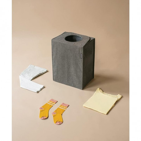 Торба за пране Brabantia 1001094, 55 л, Твърдо и отделящо се дъно, Магнитни дръжки, Черен