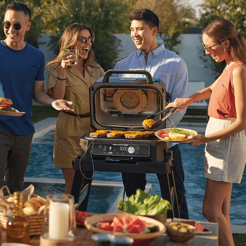 Електрически грил Ninja OG901EU, SMART, 1700W, 7 програми, 45х29 см, 260C, Керамична плоча, Woodfire технология, IPX4, Черен/син